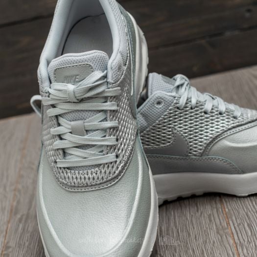 Scarpe donna Nike Wmns Air Max Thea Premium Lea Metallic Platinum Pure Platinum Footshop