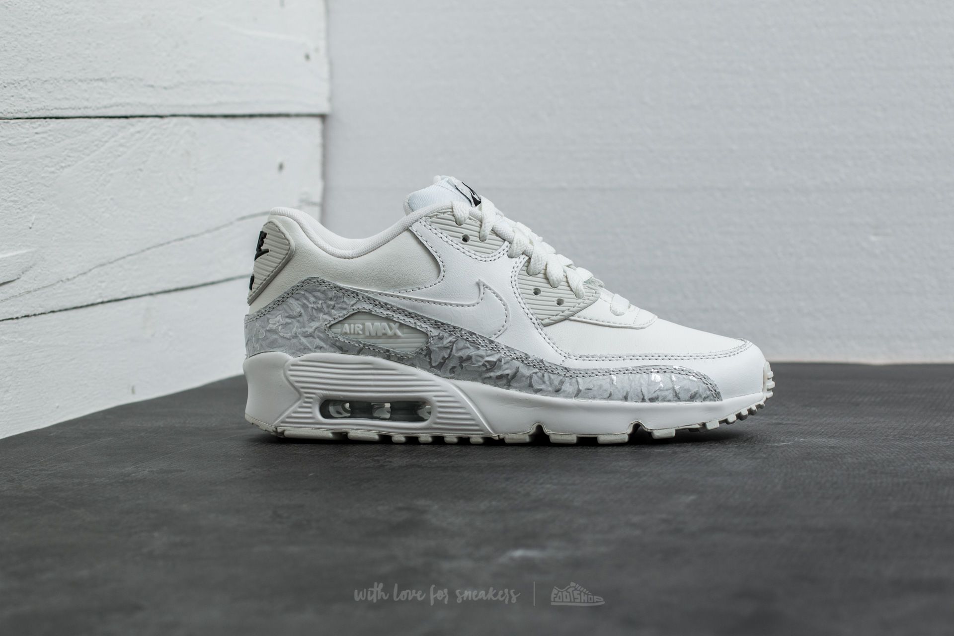 Women's shoes Nike Air Max 90 Leather SE (GG) Summit White/ Summit White |  Footshop