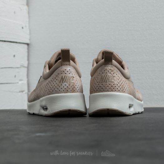 Nike air max thea premium deals beige leather shoes