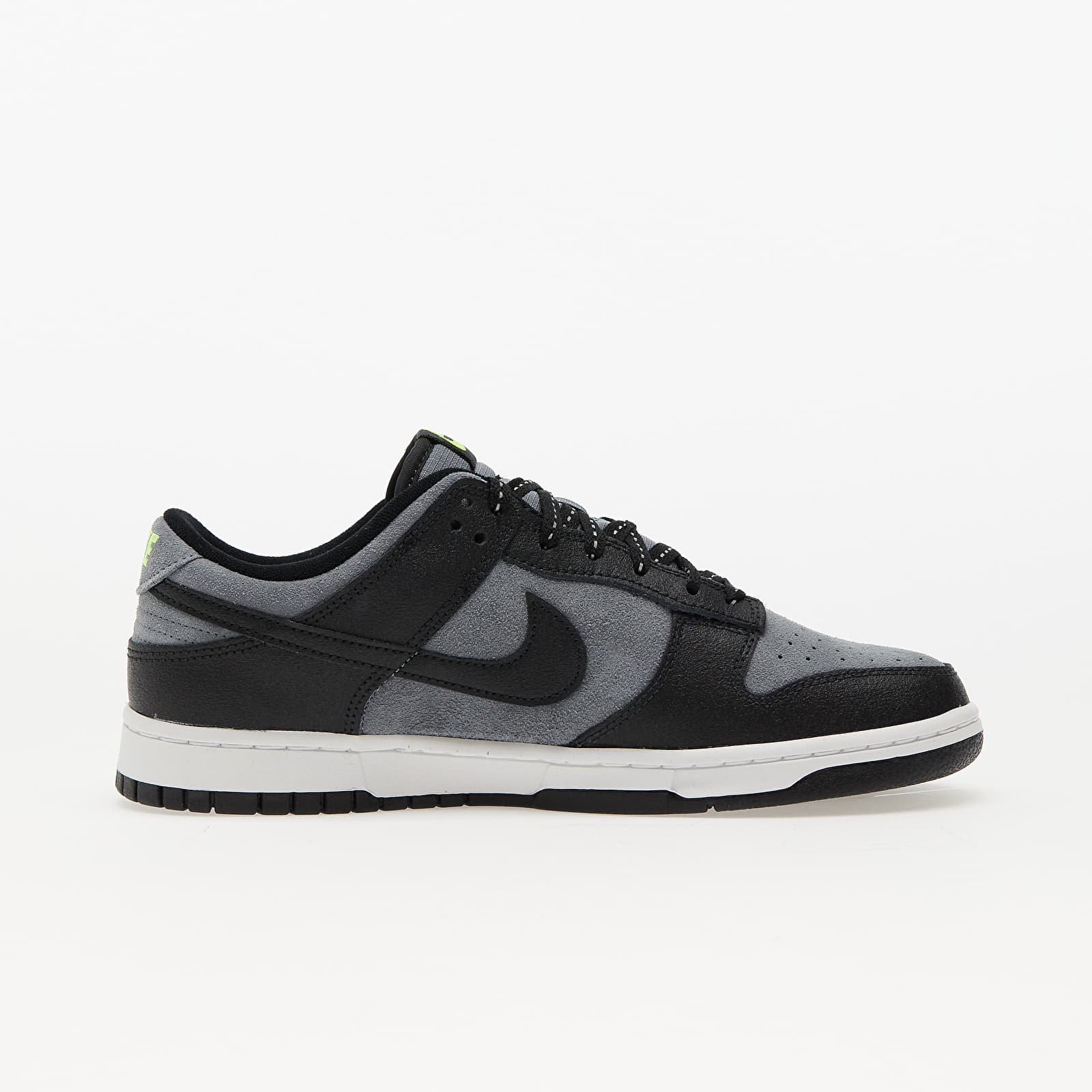 Black and grey nikes outlet