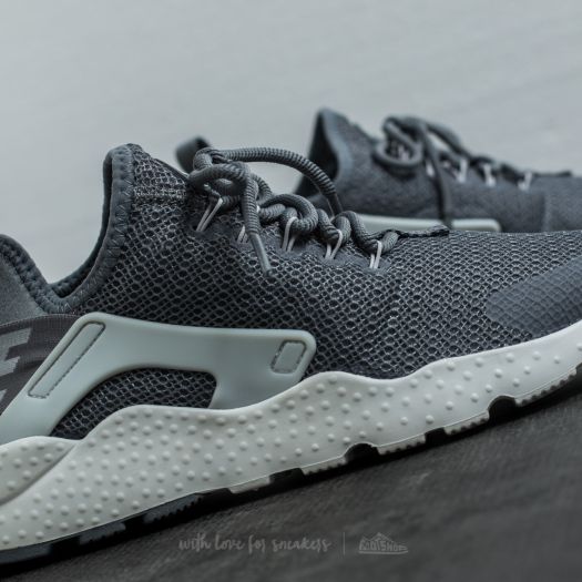 Nike huarache pure sale platinum wolf grey