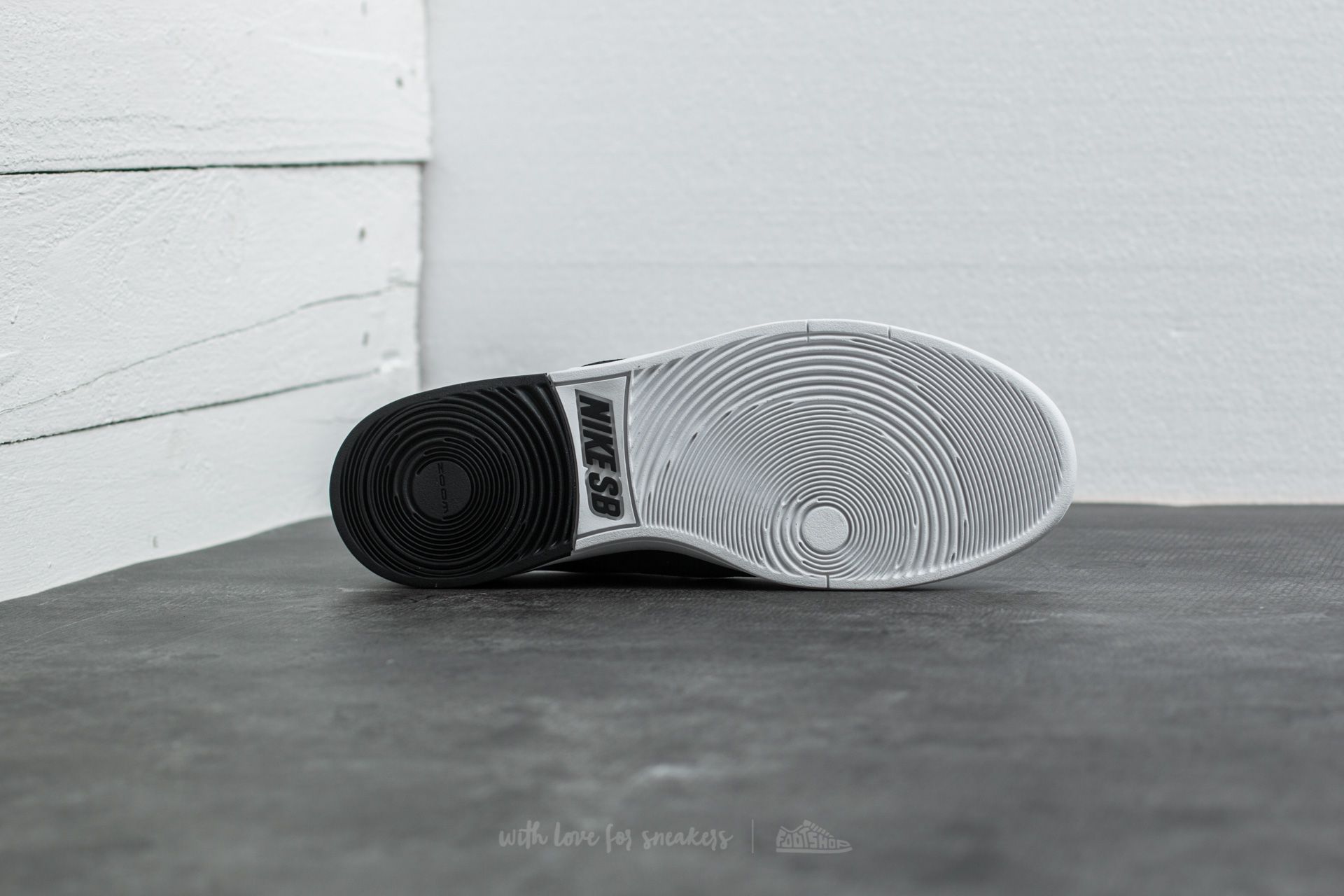 Scarpe uomo Nike SB Zoom P-Rod X Black/ White
