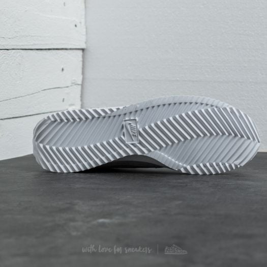 Nike cortez ultra moire 2 homme argent best sale