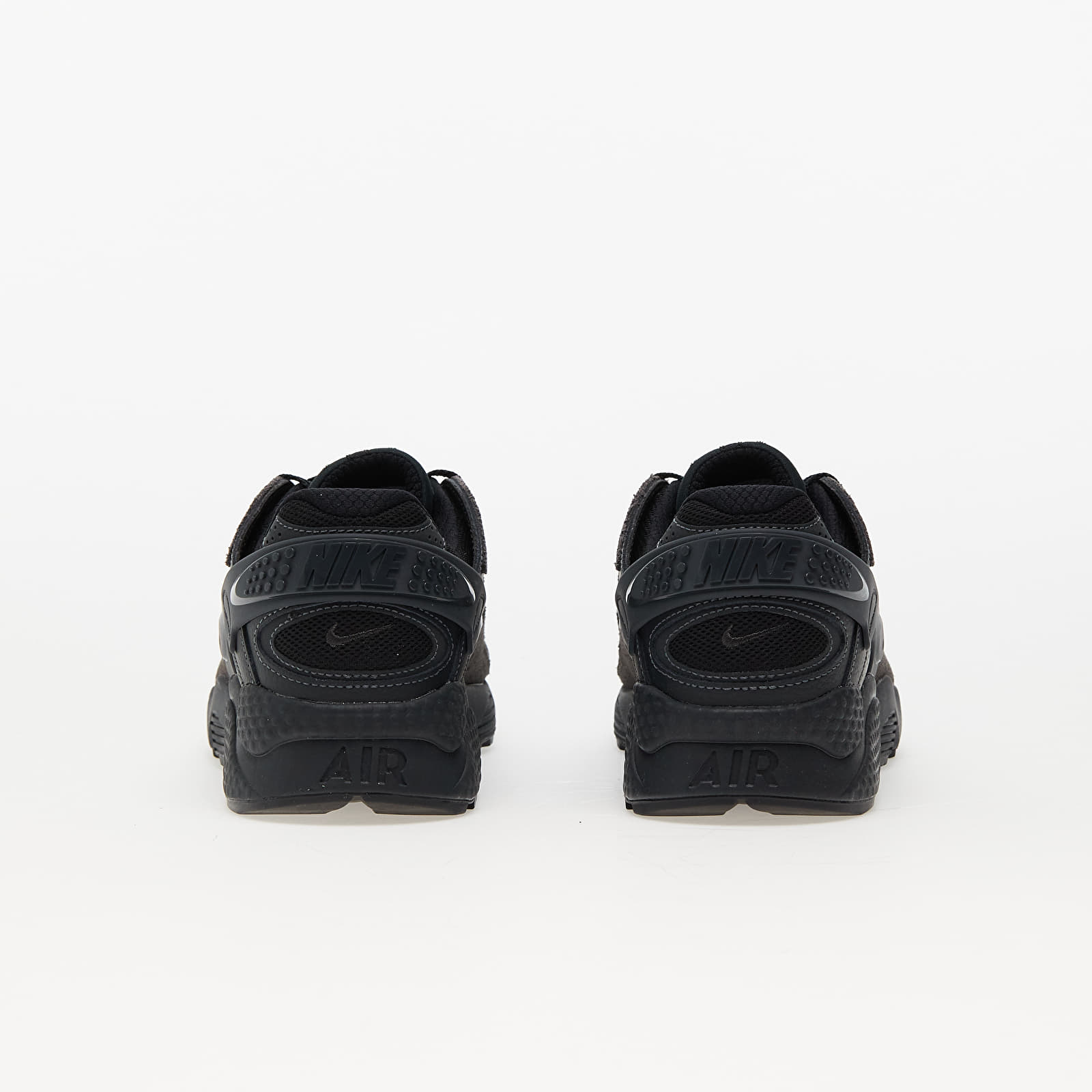 Men s shoes Nike Air Huarache Runner Black Medium Ash Anthracite Footshop