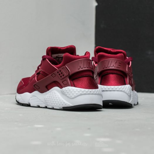 Huarache on sale team red