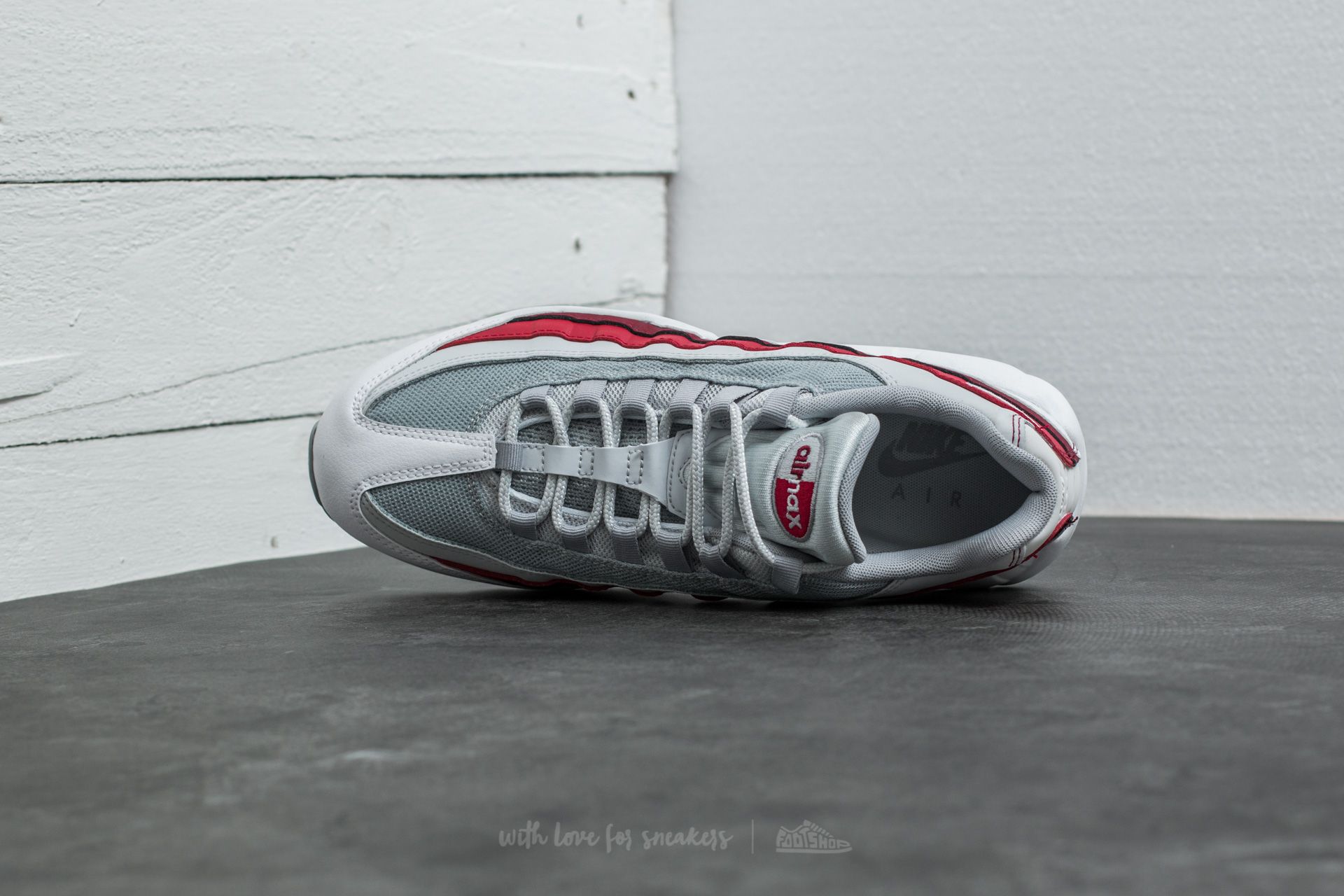 Zapatillas Hombre Nike Air Max 95 Essential White/ Wolf Grey-Pure Platinum