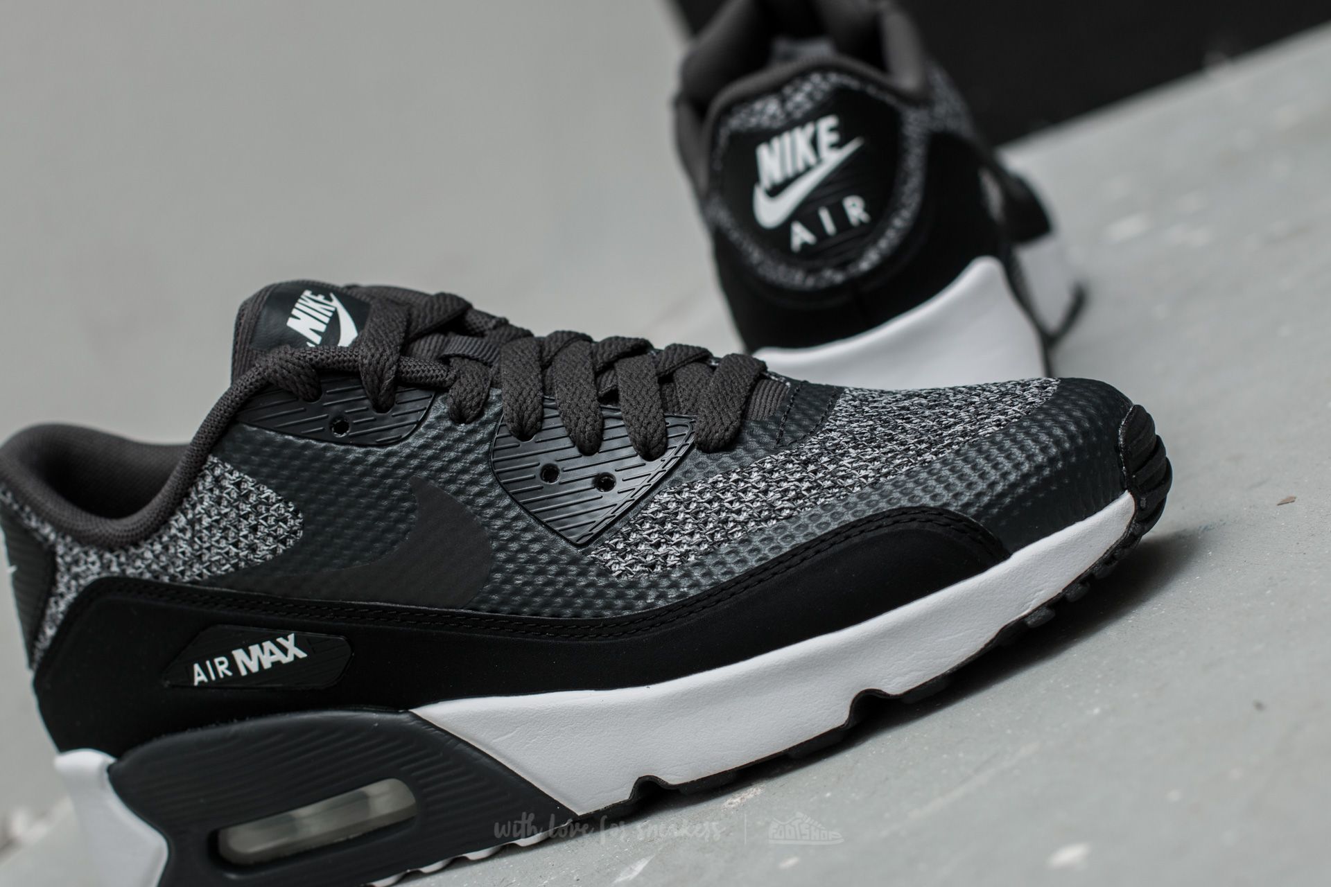 Women s shoes Nike Air Max 90 Ultra 2.0 SE GS Anthracite Black