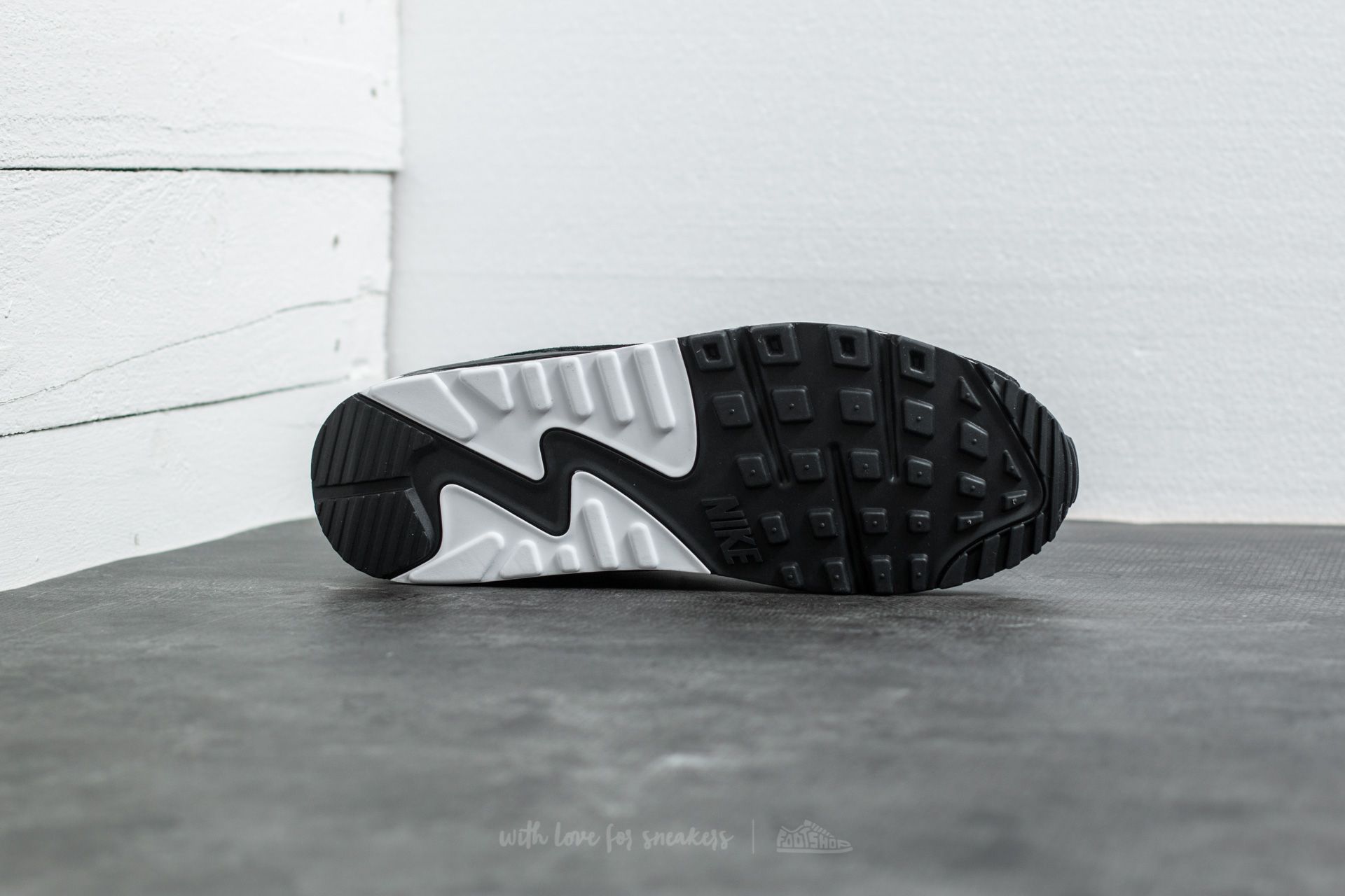 Zapatillas Hombre Nike Air Max 90 Essential Black/ Black-White