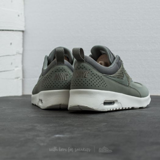 Nike Wmns Air Max Thea Premium Leather