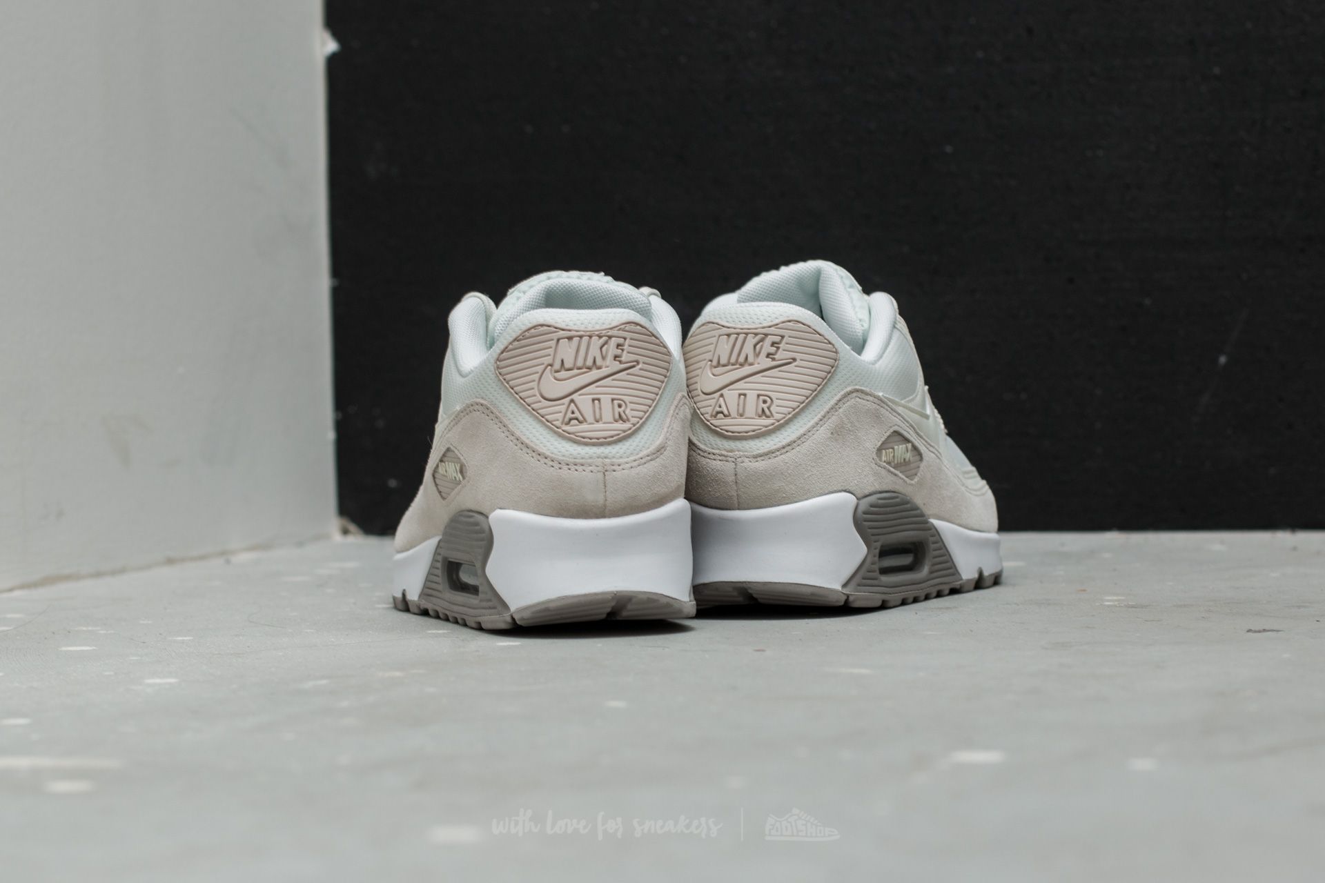Scarpe donna Nike Wmns Air Max 90 Light Orewood Brown/ Sail