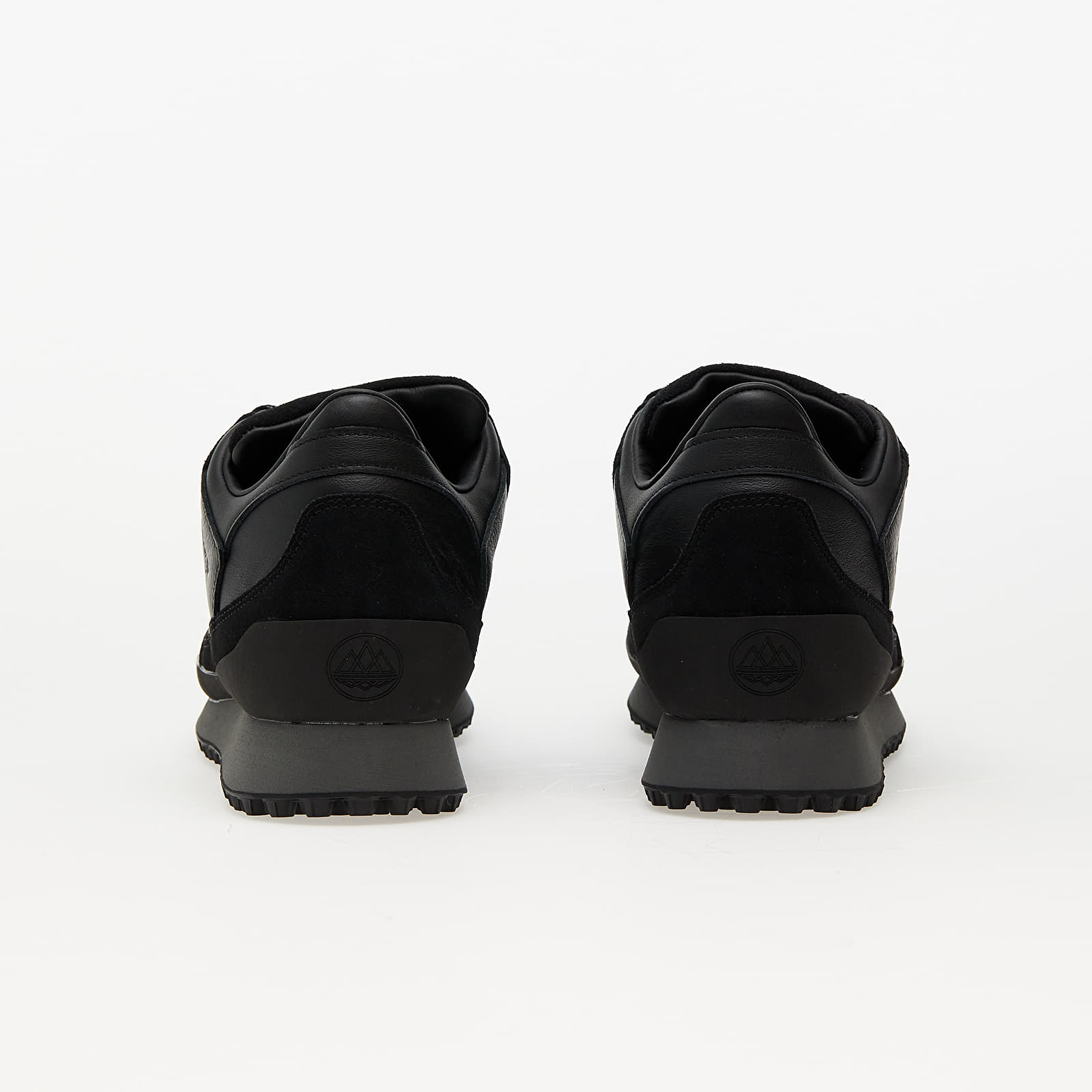 Мъжки кецове и обувки adidas Hiaven Spezial Core Black/ Core Black/ Core Black