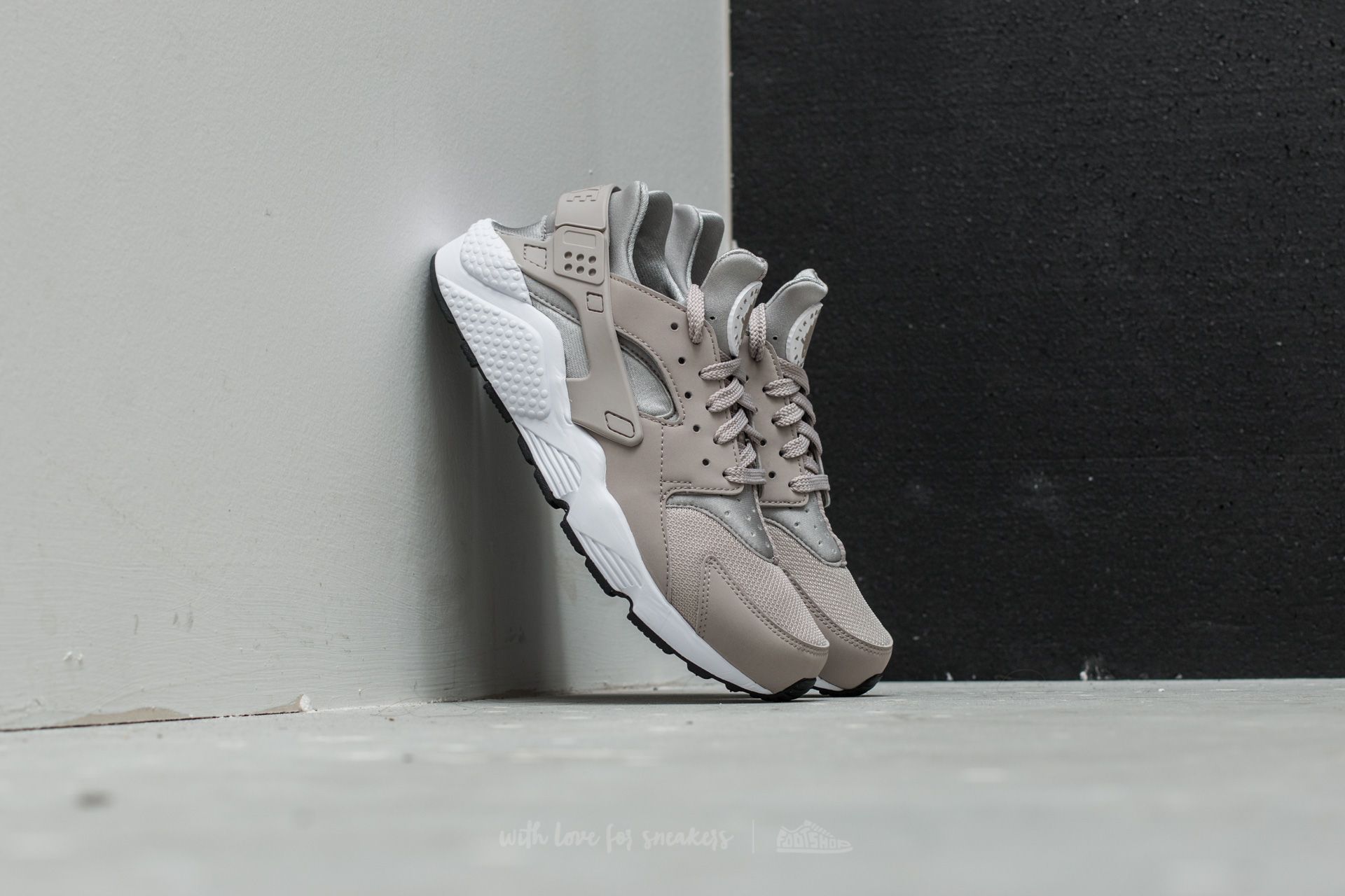 Cobblestone huaraches sale
