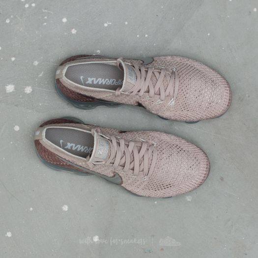 Air vapormax flyknit womens on sale