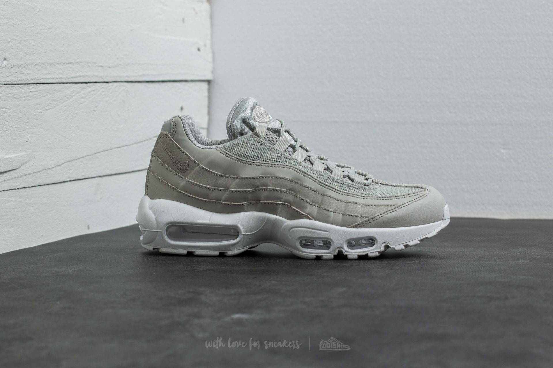 Men s shoes Nike Air Max 95 Essential Pale Grey Pale Grey Footshop