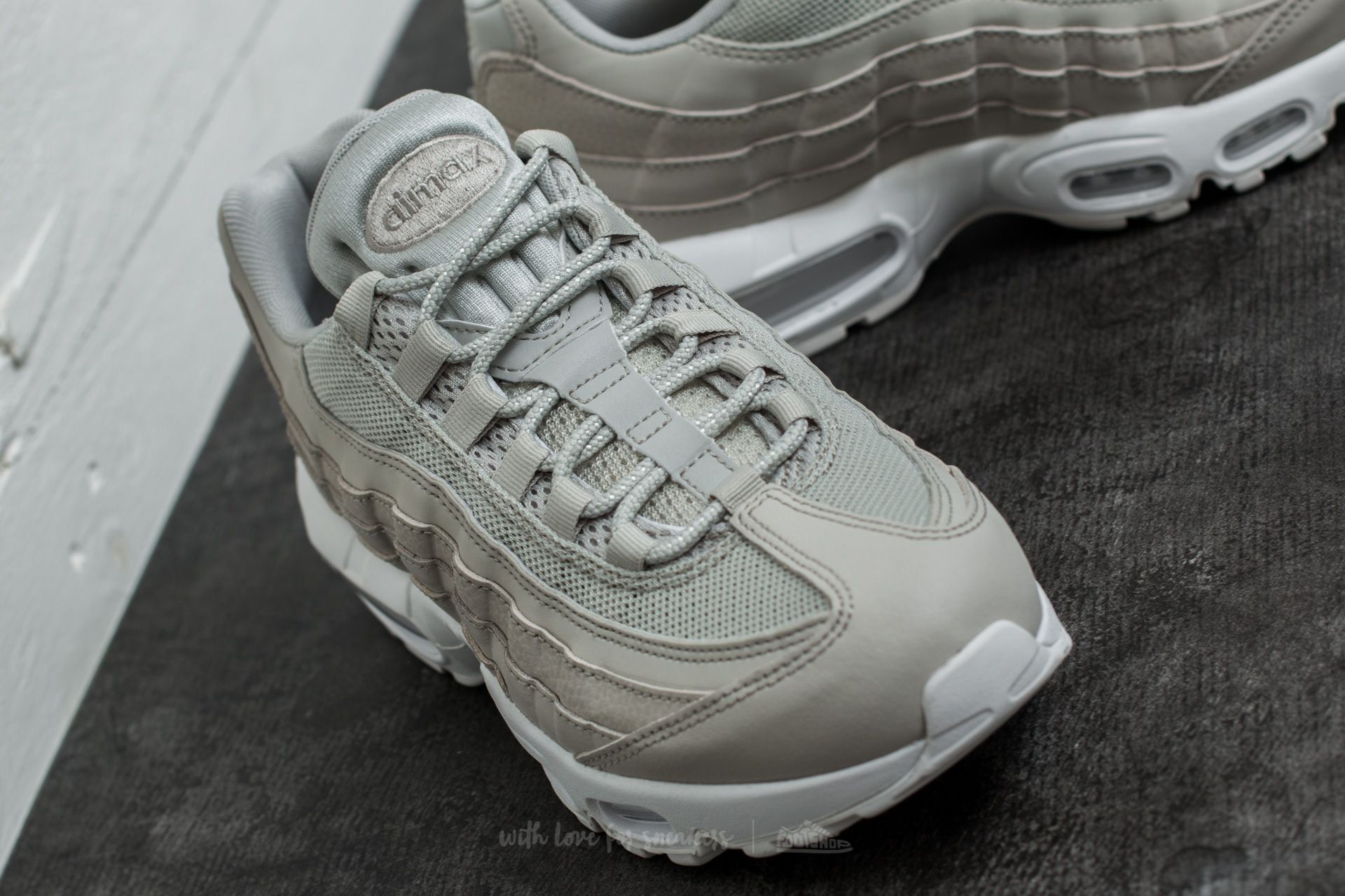 Scarpe uomo Nike Air Max 95 Essential Pale Grey/ Pale Grey