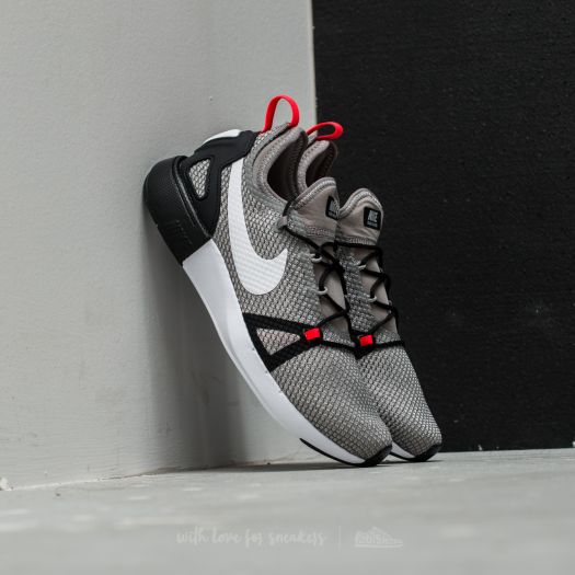 nike duel racer black