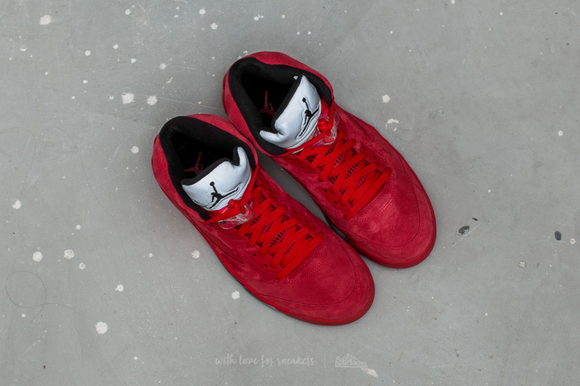 Red 5 retro sales