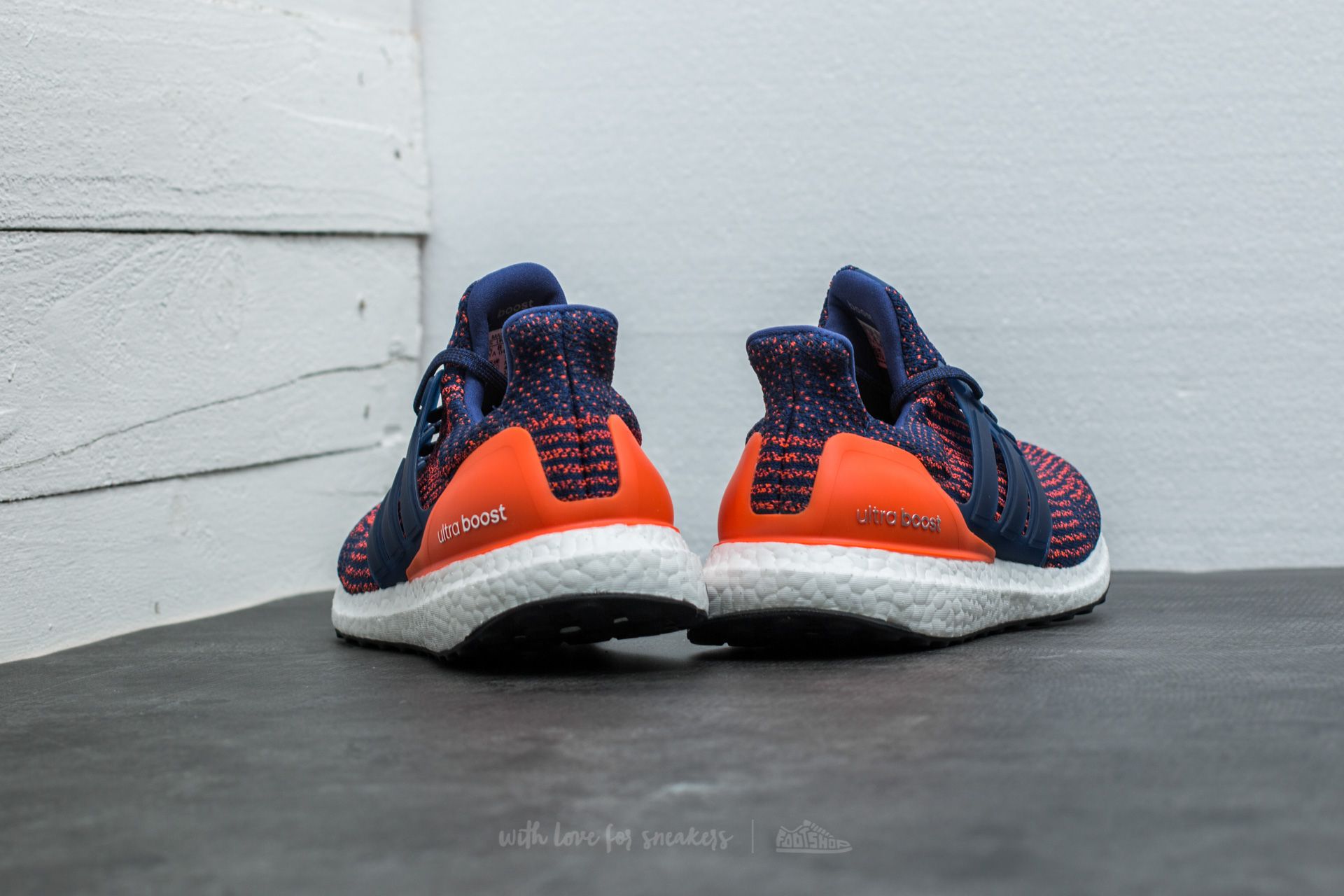 Herren Sneaker und Schuhe adidas UltraBoost Mystic Ink Mystic Ink Solar Orange Footshop
