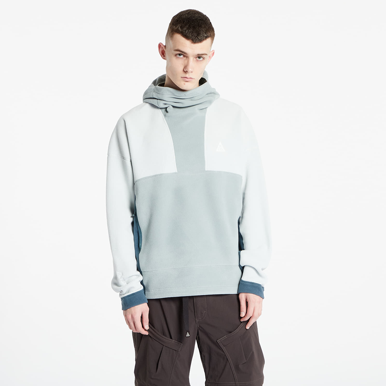 Levně Nike ACG Therma-FIT "Wolf Tree" Men's Pullover Hoodie Mica Green/ Light Silver/ Summit White