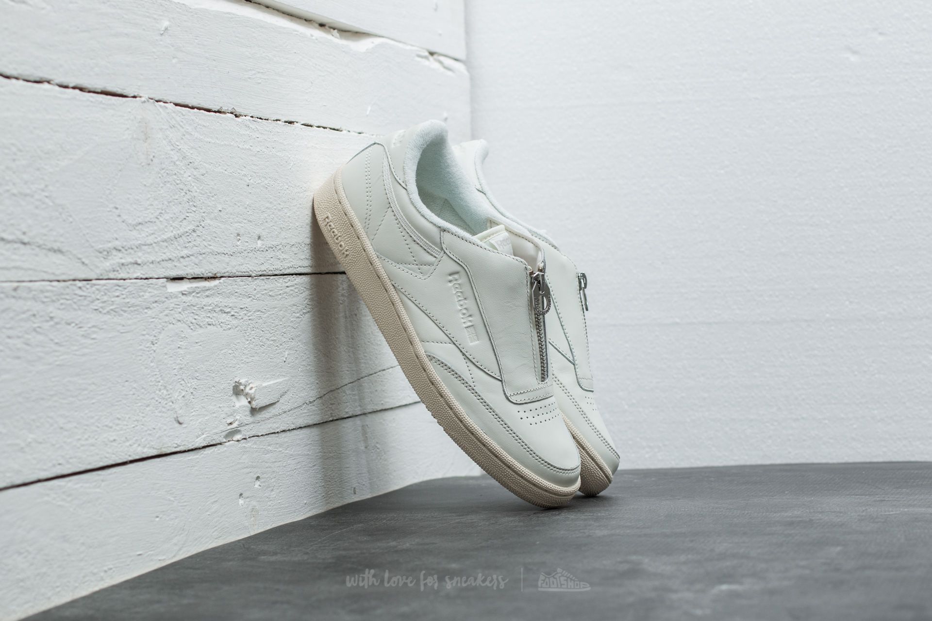 Women's shoes Reebok Club C 85 Zip Chalk/ Sandstone/ White/ Silver
