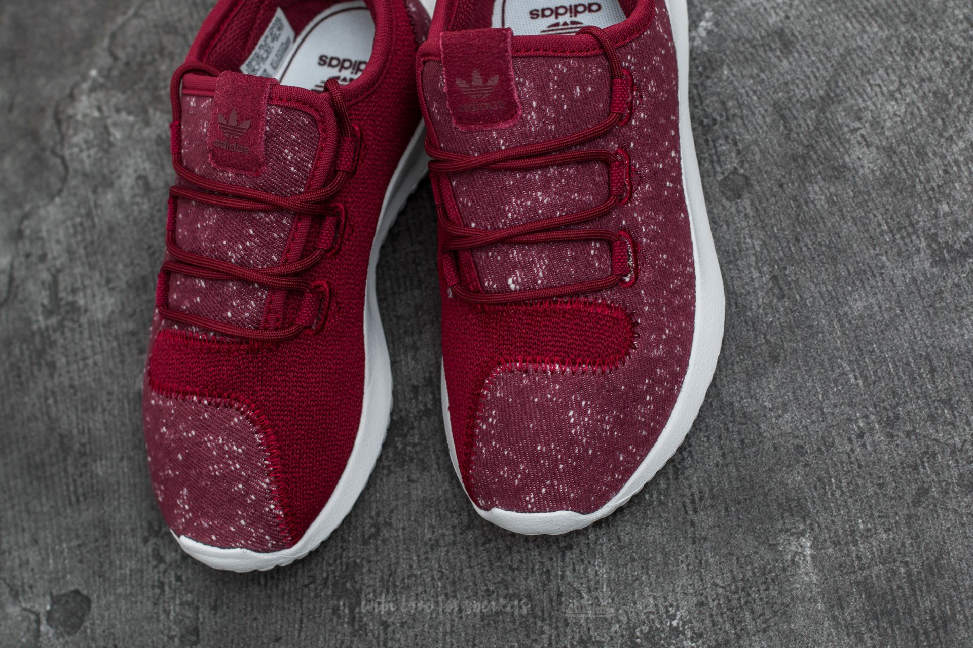 Zapatillas y zapatos para niños adidas Tubular Shadow C Collegiate Burgundy/ Collegiate Burgundy/ Crystal White