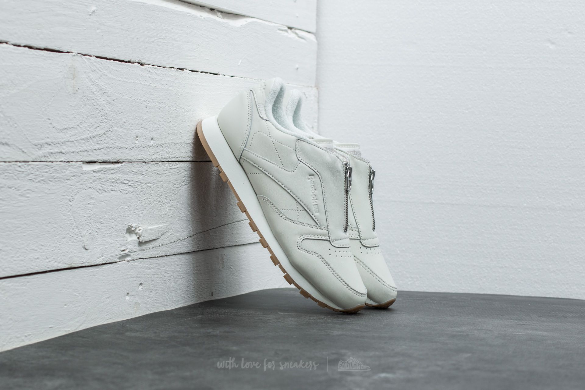 Дамски кецове и обувки Reebok Classic Leather Zip Chalk/ Sandstone/ Silver
