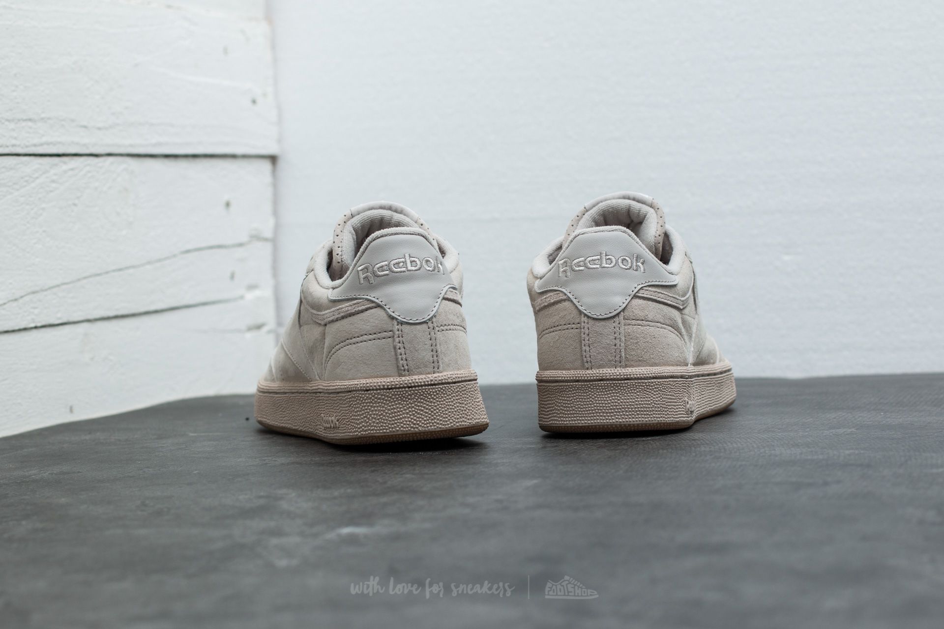 Men s shoes Reebok Club C 85 Seasonal Gum Sand Stone White Gum Footshop