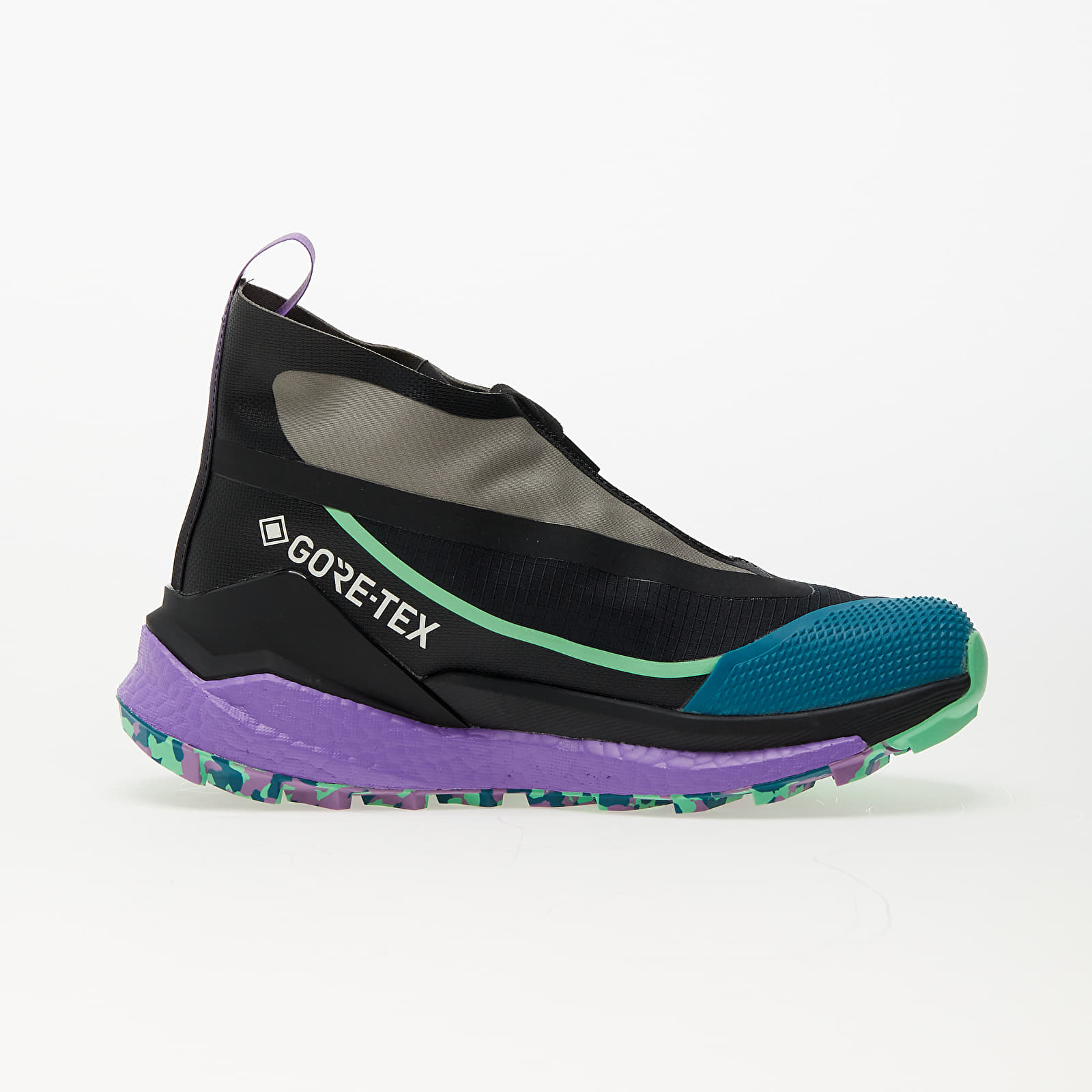 Women's shoes adidas x Stella McCartney Terrex Free Hiker Gtx Core Black/ Seflgr/ Deelil