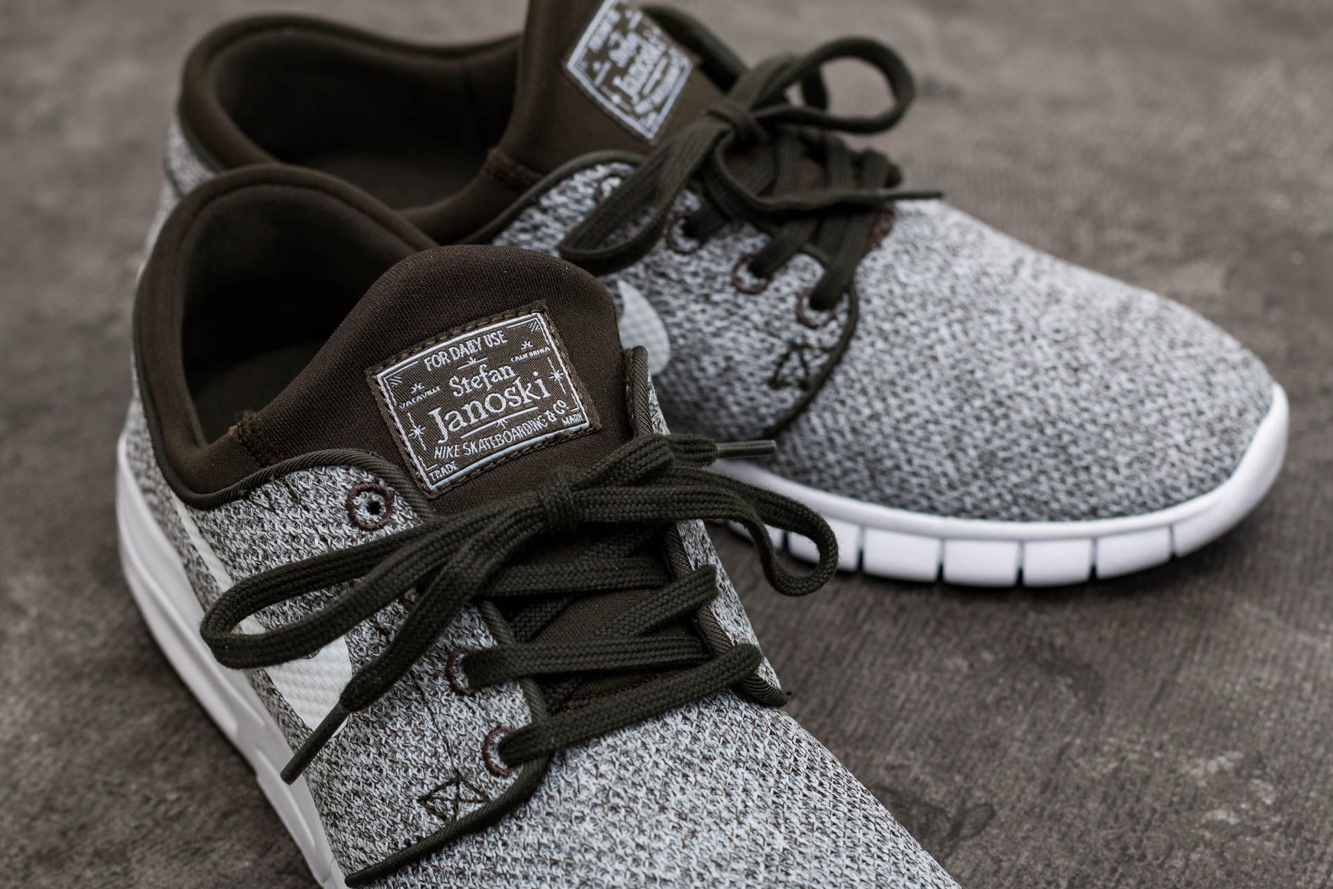 Men s shoes Nike Stefan Janoski Max Sequoia White Gold Beige