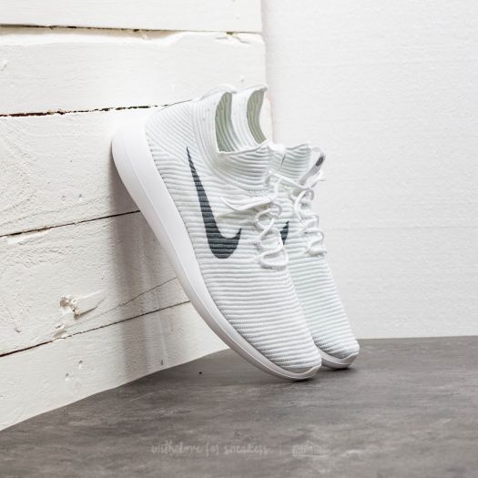 Chaussures et baskets homme Nike Roshe Two Flyknit V2 White/ Wolf  Grey-White-White | Footshop
