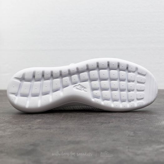 Nike roshe two flyknit hombre plata hotsell