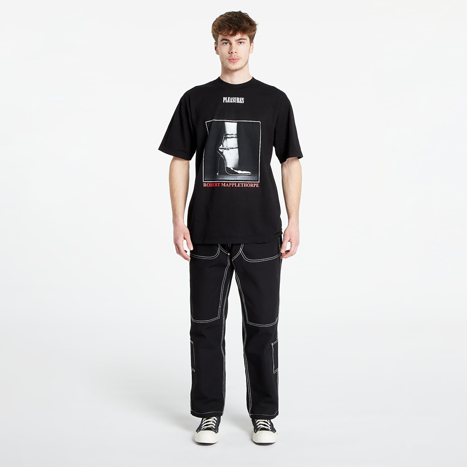 T-shirts PLEASURES Heel T-Shirt Black