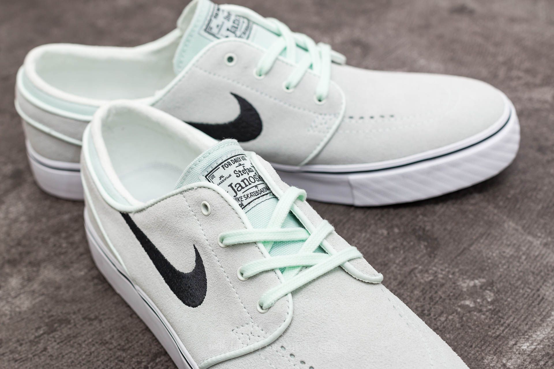 Nike Zoom Stefan Janoski Barely Green Black