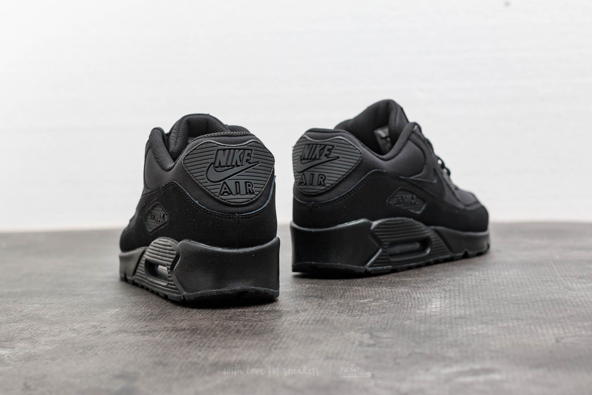 Scarpe uomo Nike Air Max 90 Essential Black/ Black-Black