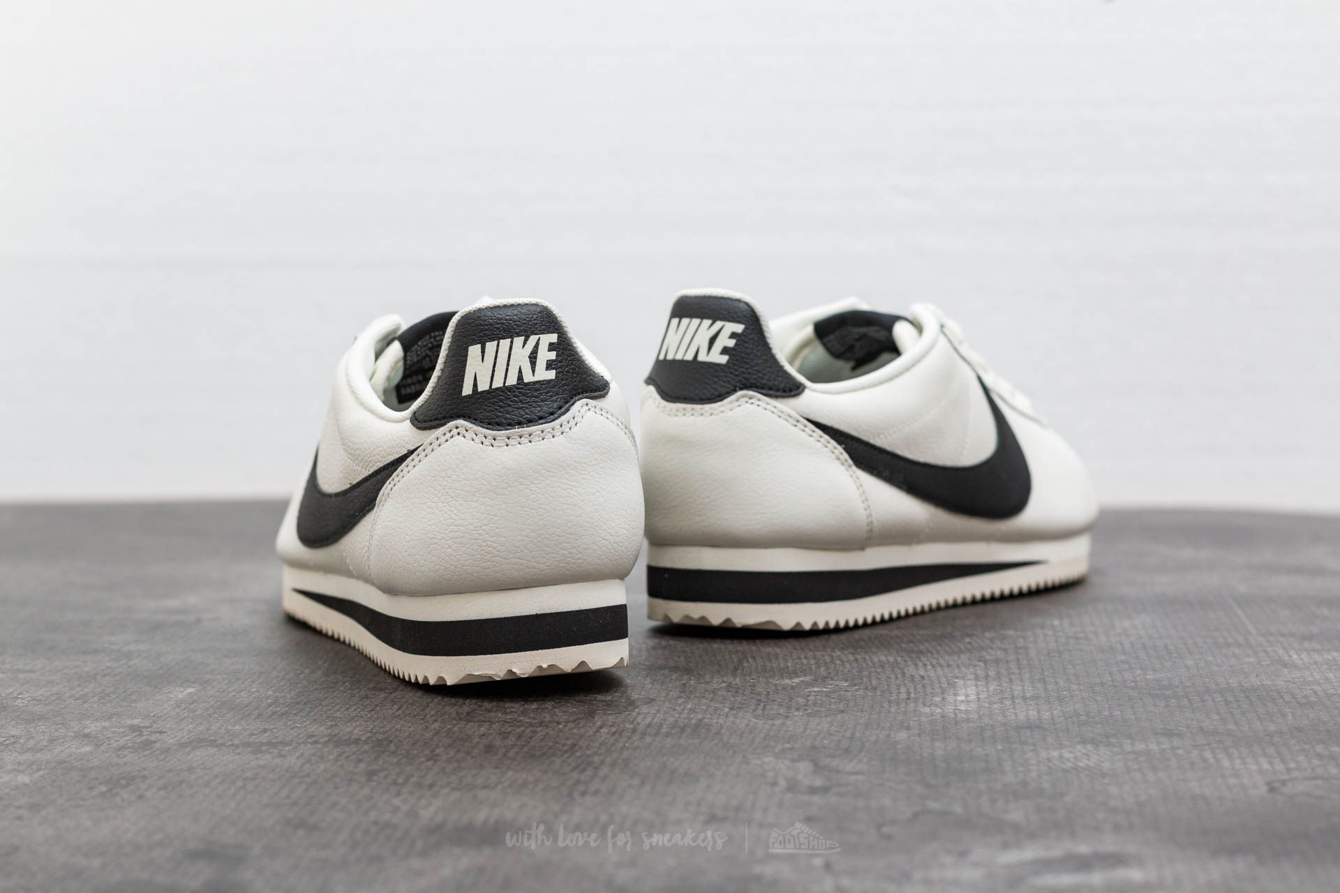 Classic cortez leather se top