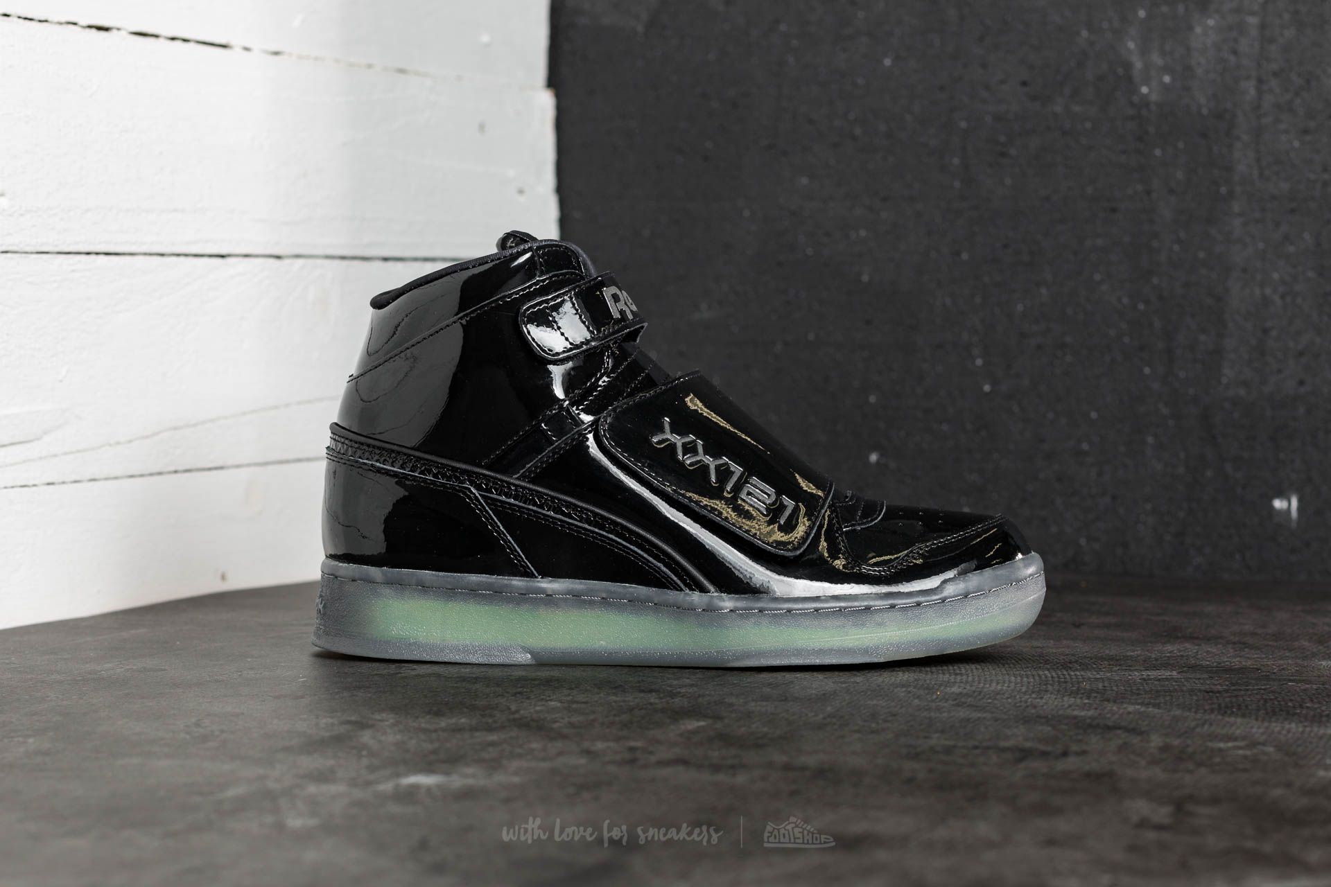 Chaussures et baskets homme Reebok Alien Stomper "Final Battle" Pack Black and Yellow