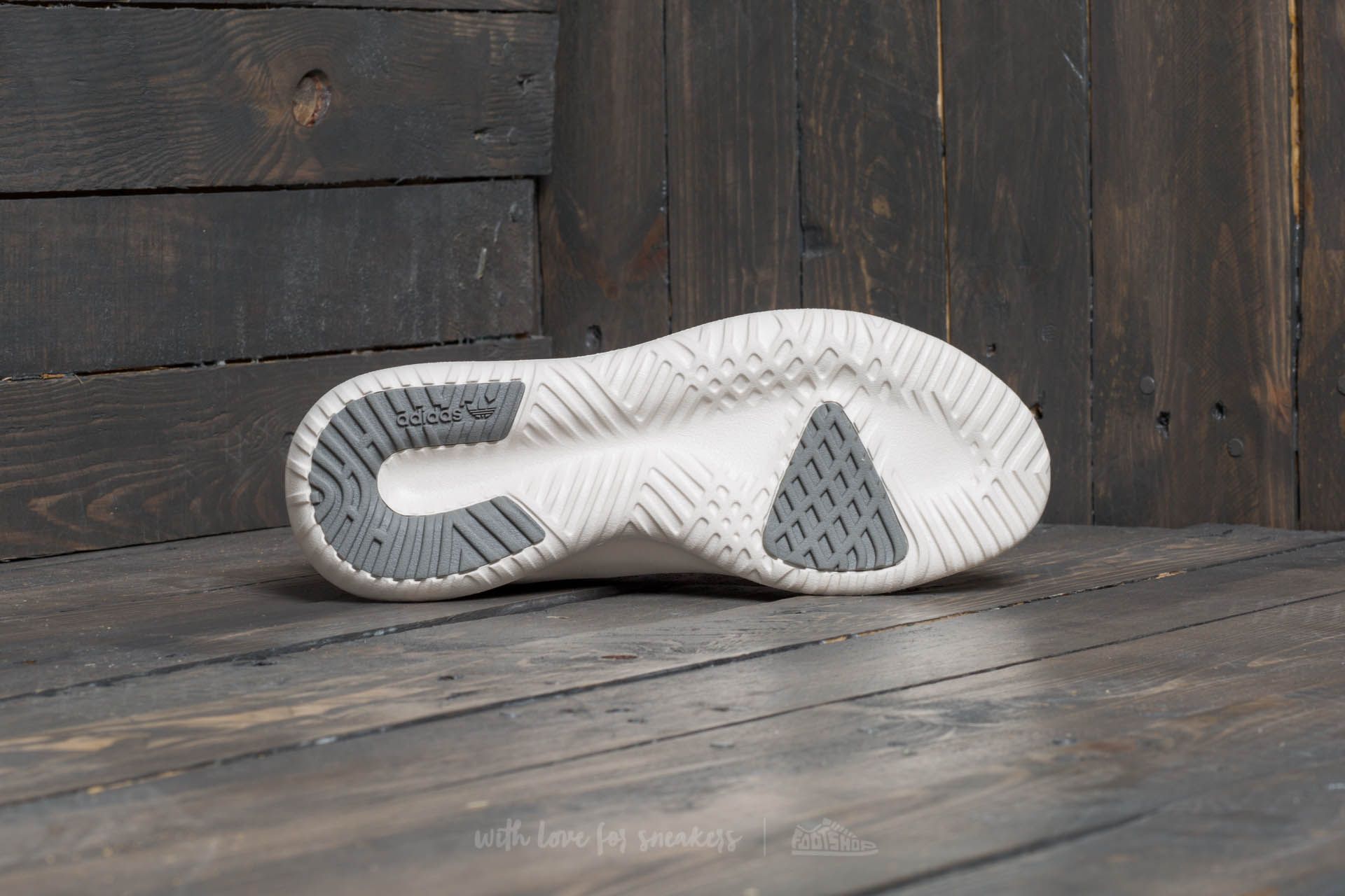 Încălțăminte și sneakerși pentru femei adidas Tubular Shadow W Ch Solid Grey/ Ch Solid Grey/ Raw Pink