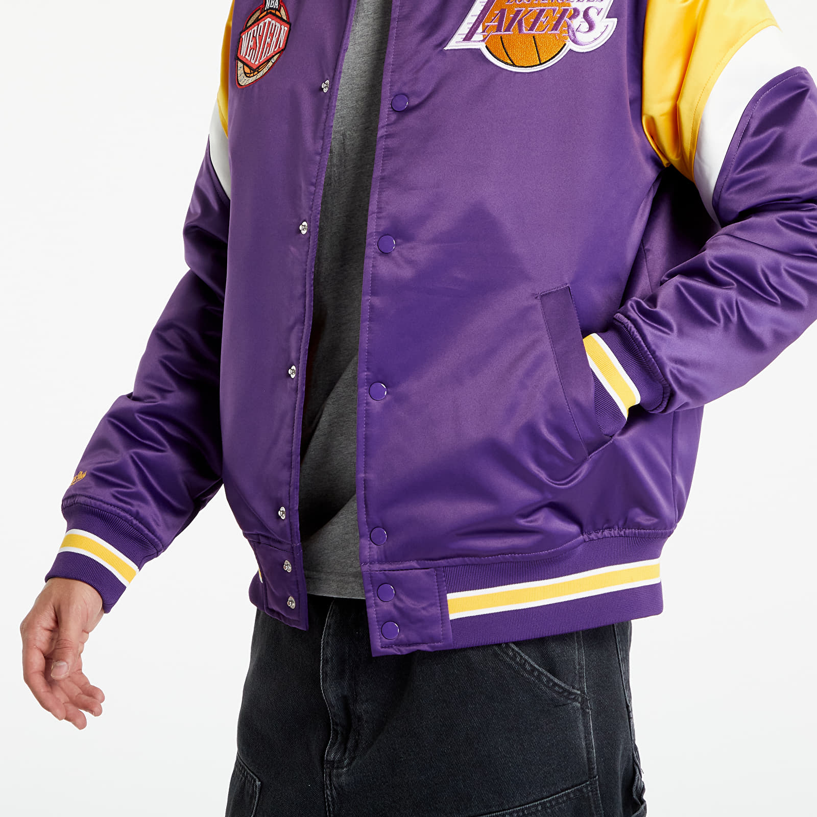 Bundy Mitchell & Ness NBA Heavyweight Satin Jacket Los Angeles Lakers Purple