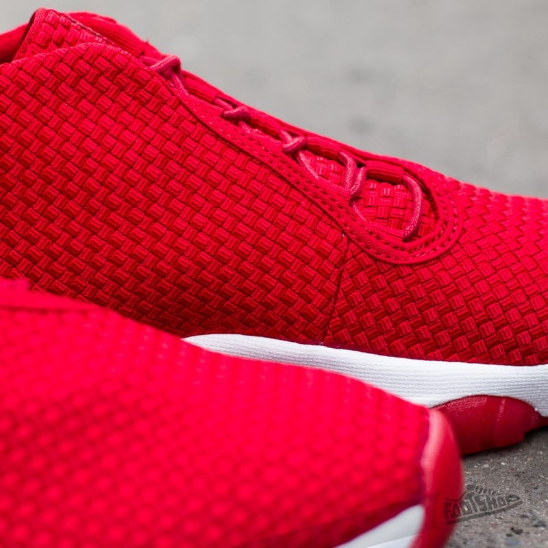 Jordan future rouge femme hotsell