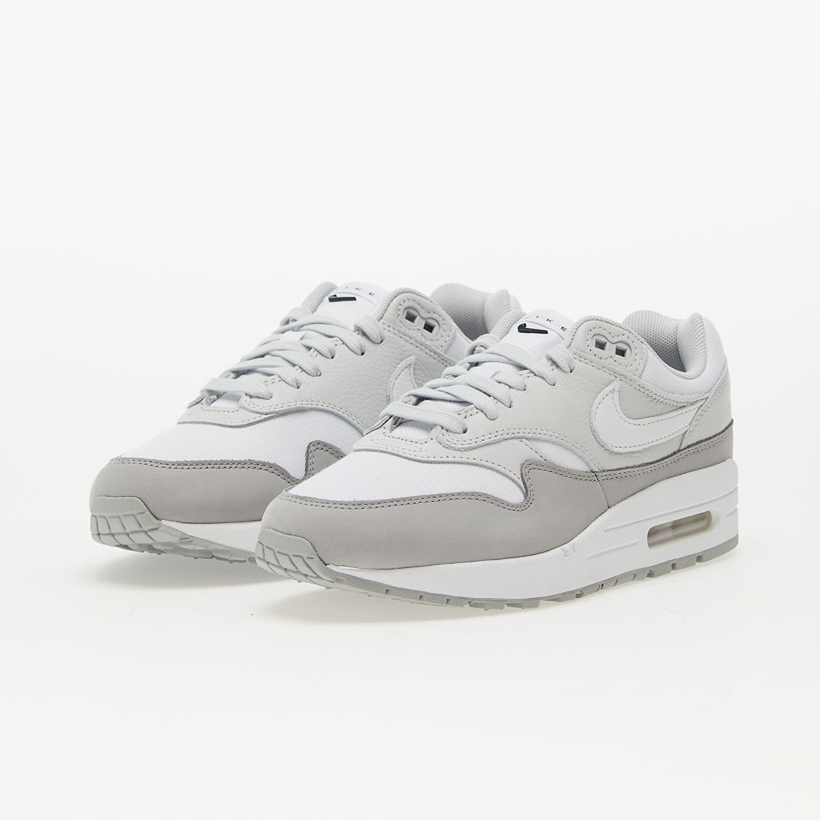 Încălțăminte și sneakerși pentru femei Nike W Air Max 1 '87 LX Nbhd Photon Dust/ White-Lt Smoke Grey