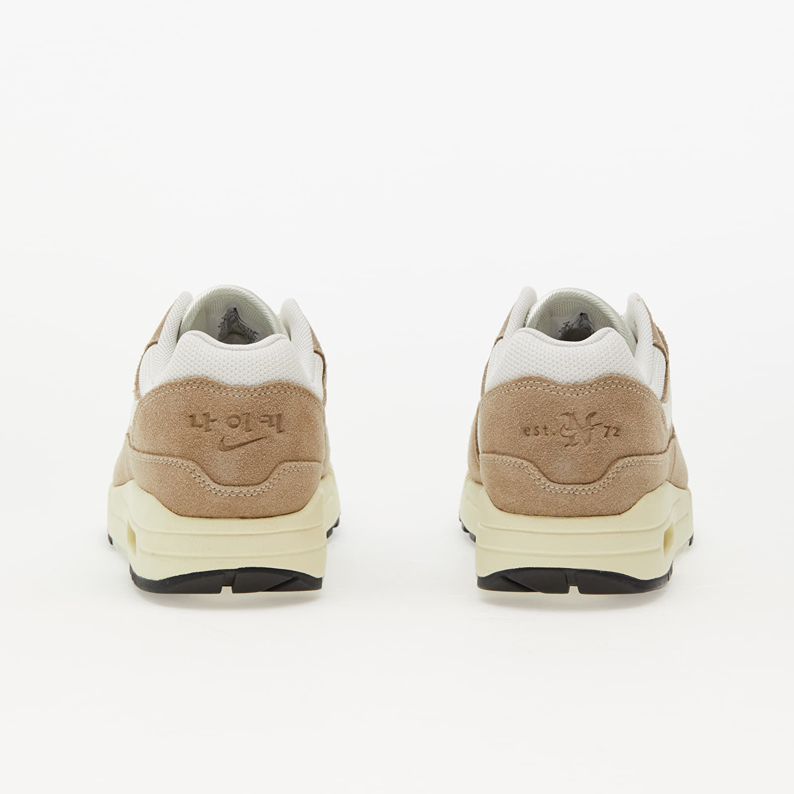 Damen Sneaker und Schuhe Nike W Air Max 1 87 Se Sail Khaki Coconut Milk Lt Orewood Brn Footshop