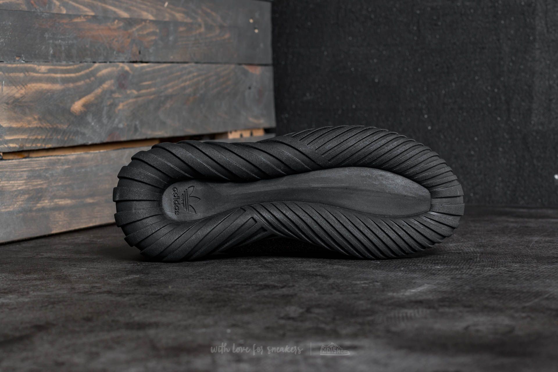 Pánské tenisky a boty adidas Tubular Doom Sock Primeknit Core Black/ Core Black/ Trace Olive