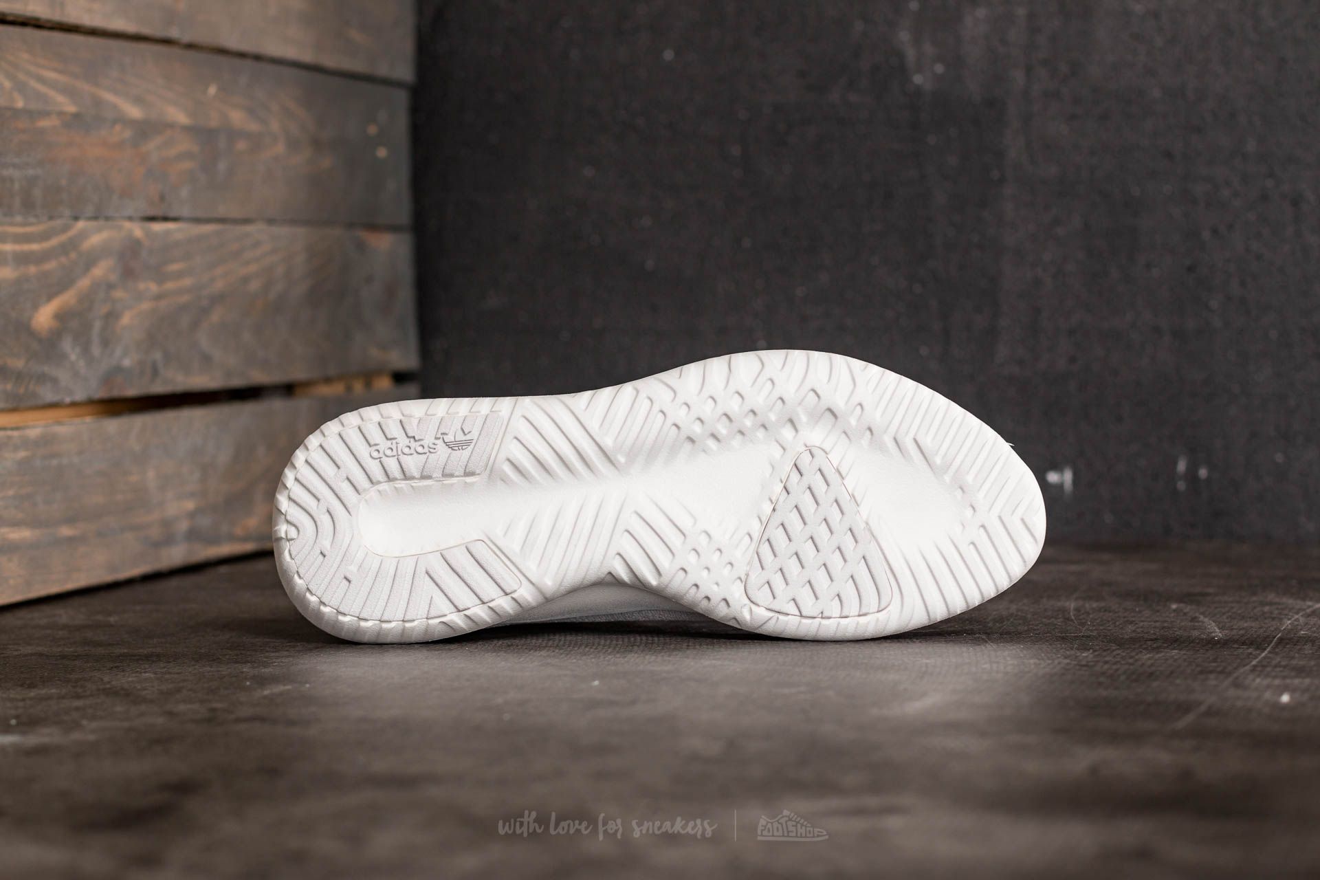 Men's shoes adidas Tubular Shadow Grey Two/ Crystal White/ Crystal White