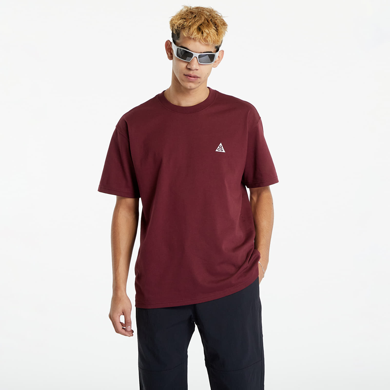 Majice i košulje Nike ACG Dri-FIT Men's Short Sleeve Tee Night Maroon