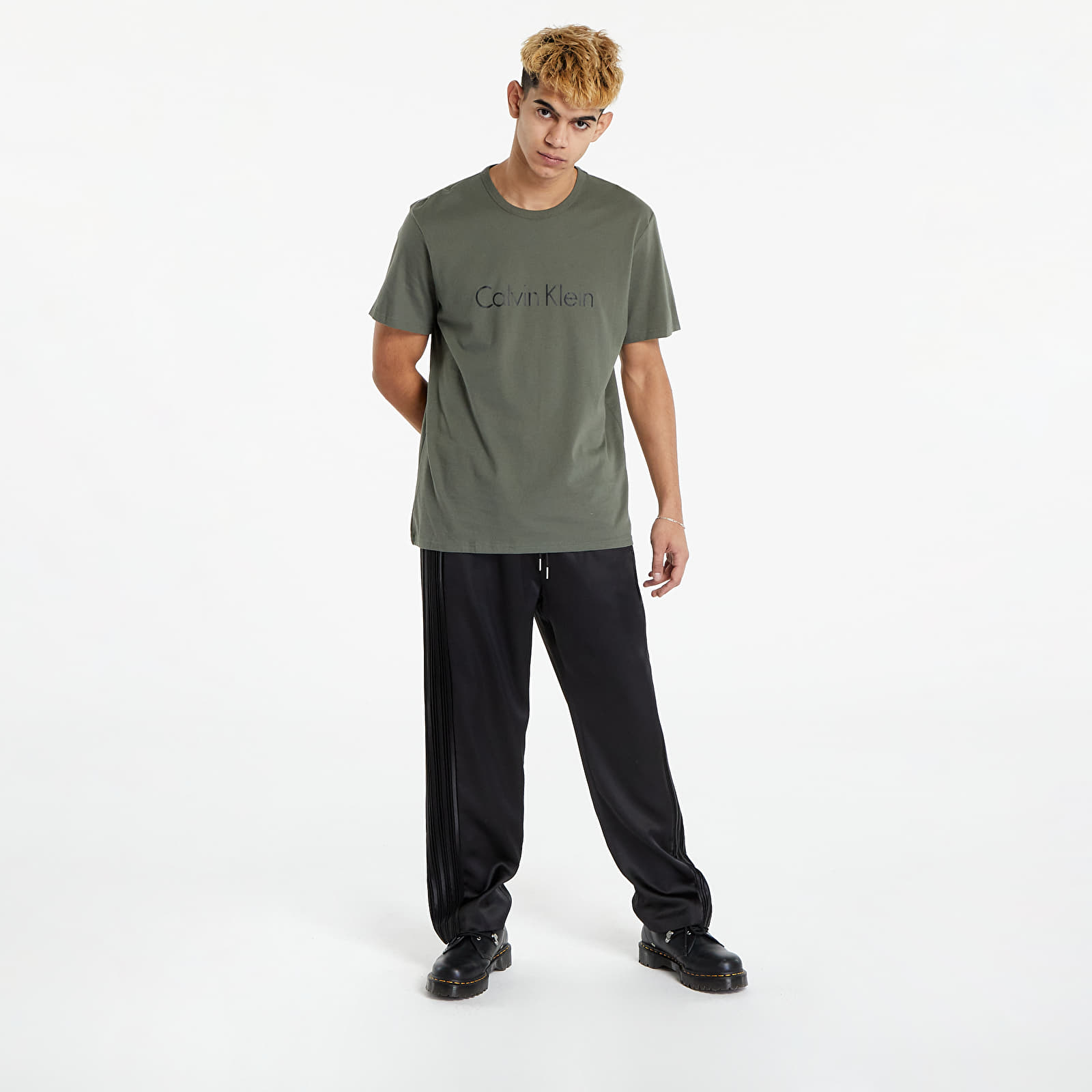 Calvin klein khaki t shirt clearance
