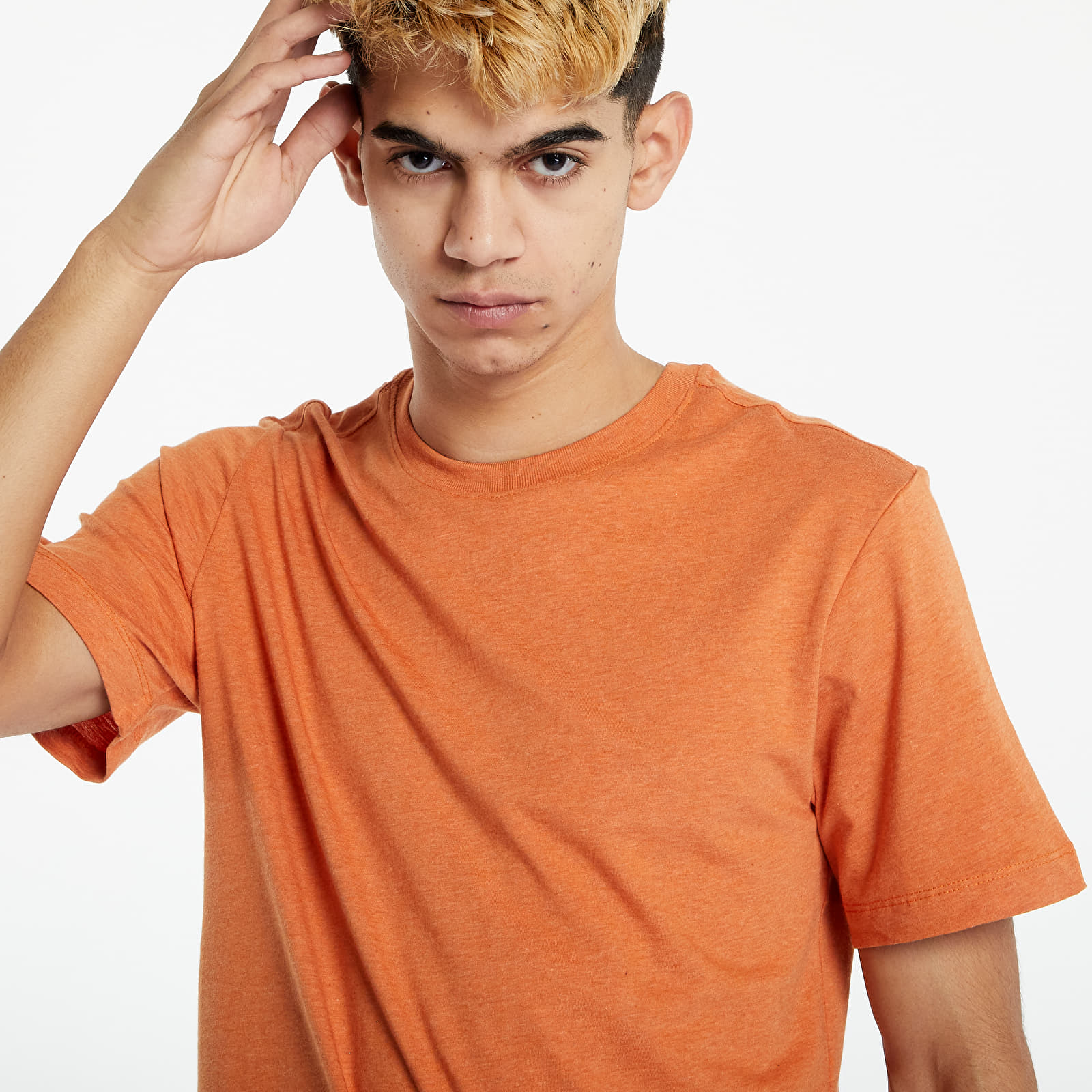 T-skjorter Nike Sportswear M NSW Tee Sustainability Sport Spice/ Heather/ Black