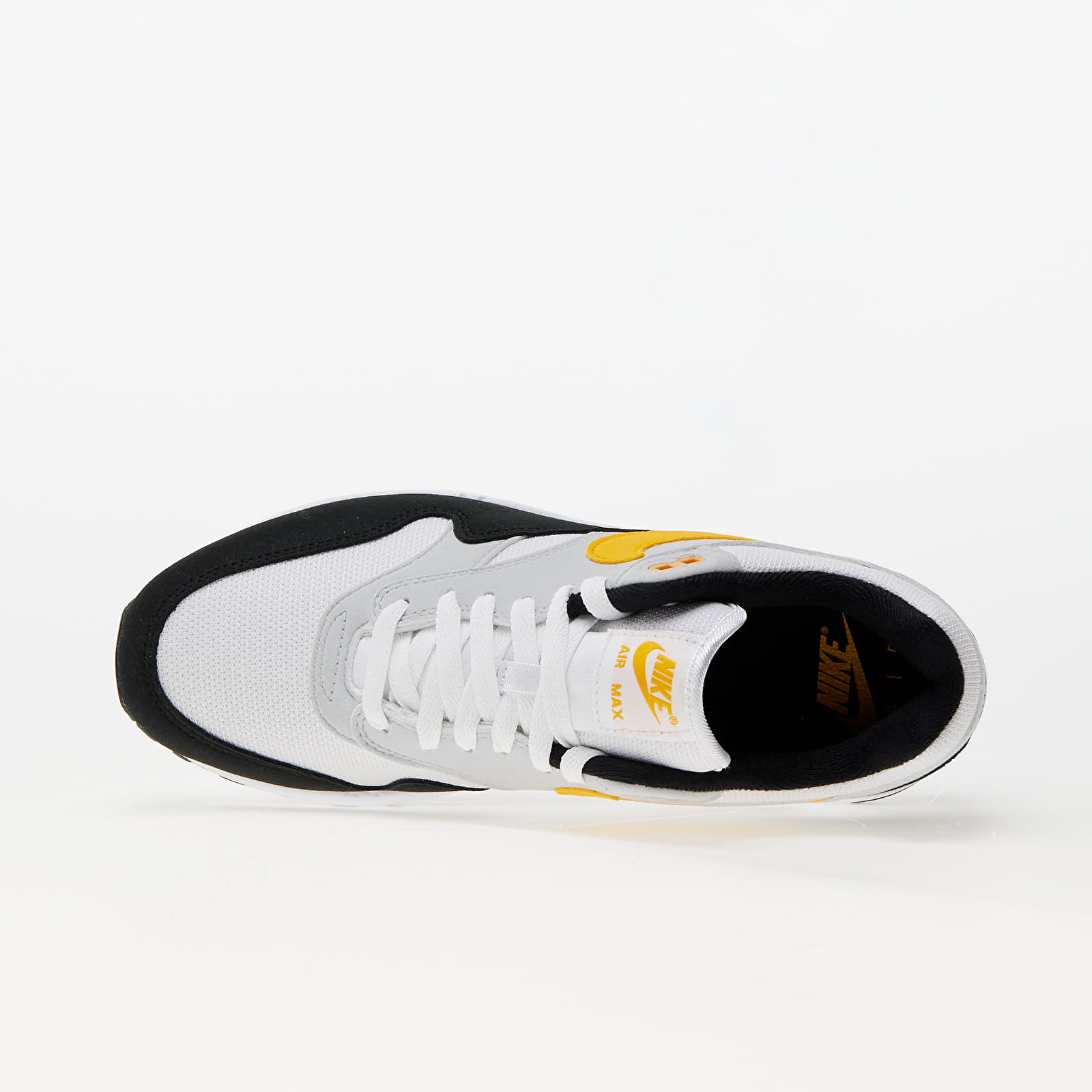 Încălțăminte și sneakerși pentru bărbați Nike Air Max 1 White/ University Gold-Black