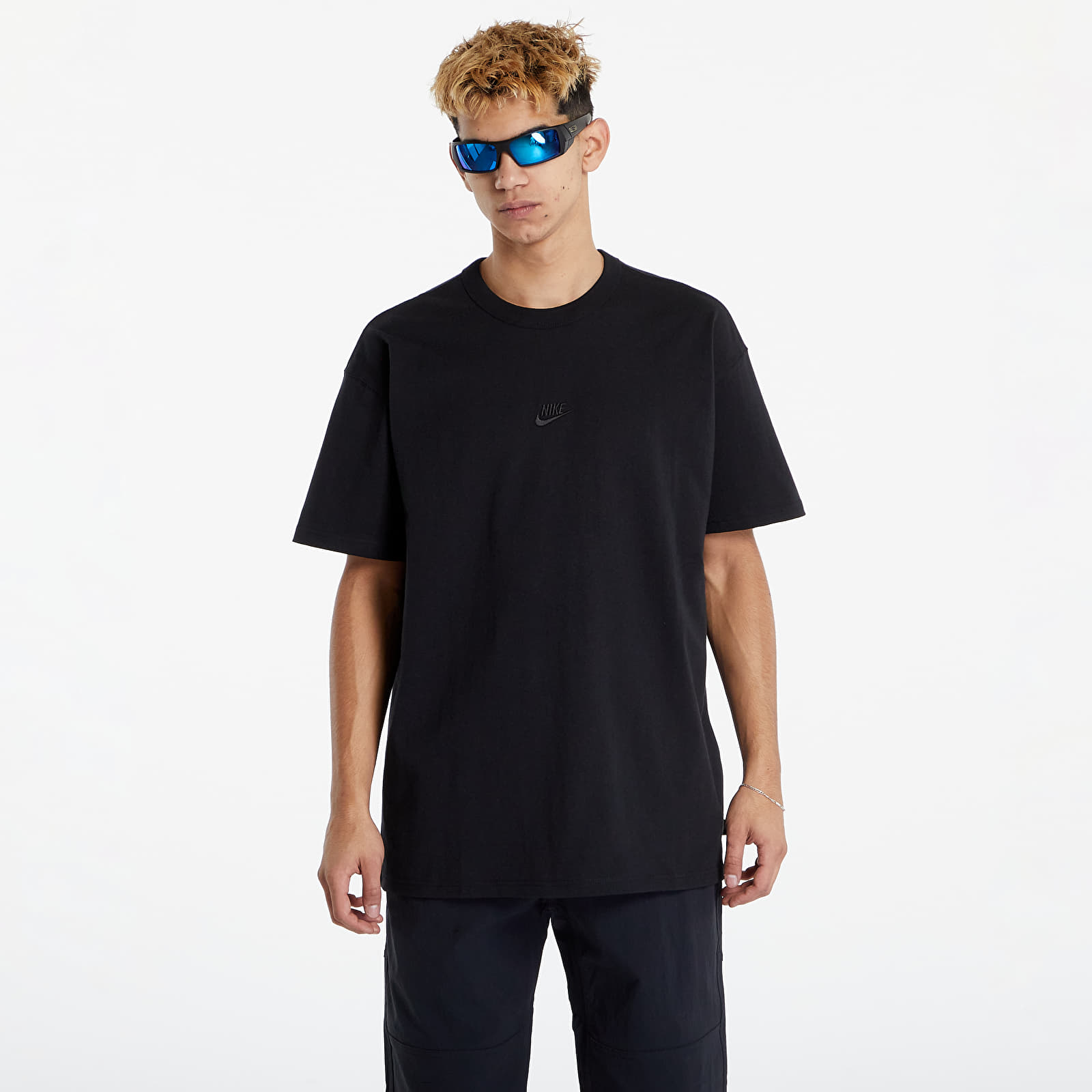 T-shirts  Nike Sportswear Premium Essential Sustainable Tee Black/ Black