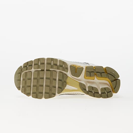 Men s shoes Nike Zoom Vomero 5 Light Bone Medium Olive Neutral Olive Footshop