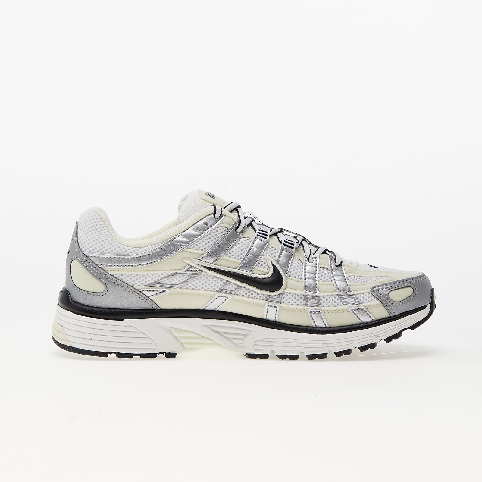 Women's shoes Nike Wmns P-6000 Coconut Milk/ Black-Summit White
